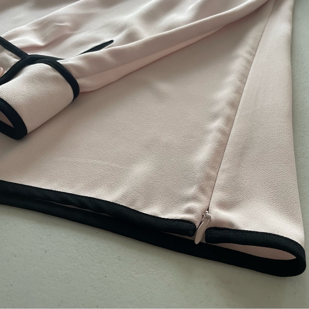 Talbots Pink Blush Blouse with Keyhole Closure and side Zipper in size X, NWOT - Picture 8 of 11